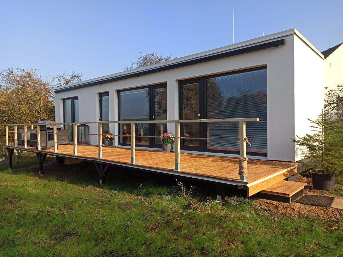 Ranch 66 - Moderni Tiny House Black Swallow Ve Stylu Route 66 Se Saunou A Bazenem Tršice Exterior foto